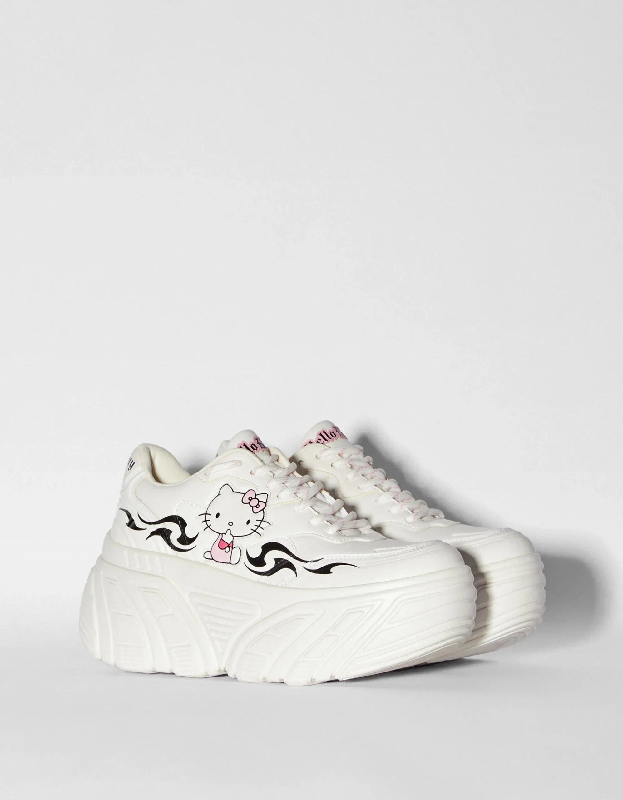 FEMME BERSHKA Cartoons*Baskets montantes Hello Kitty
