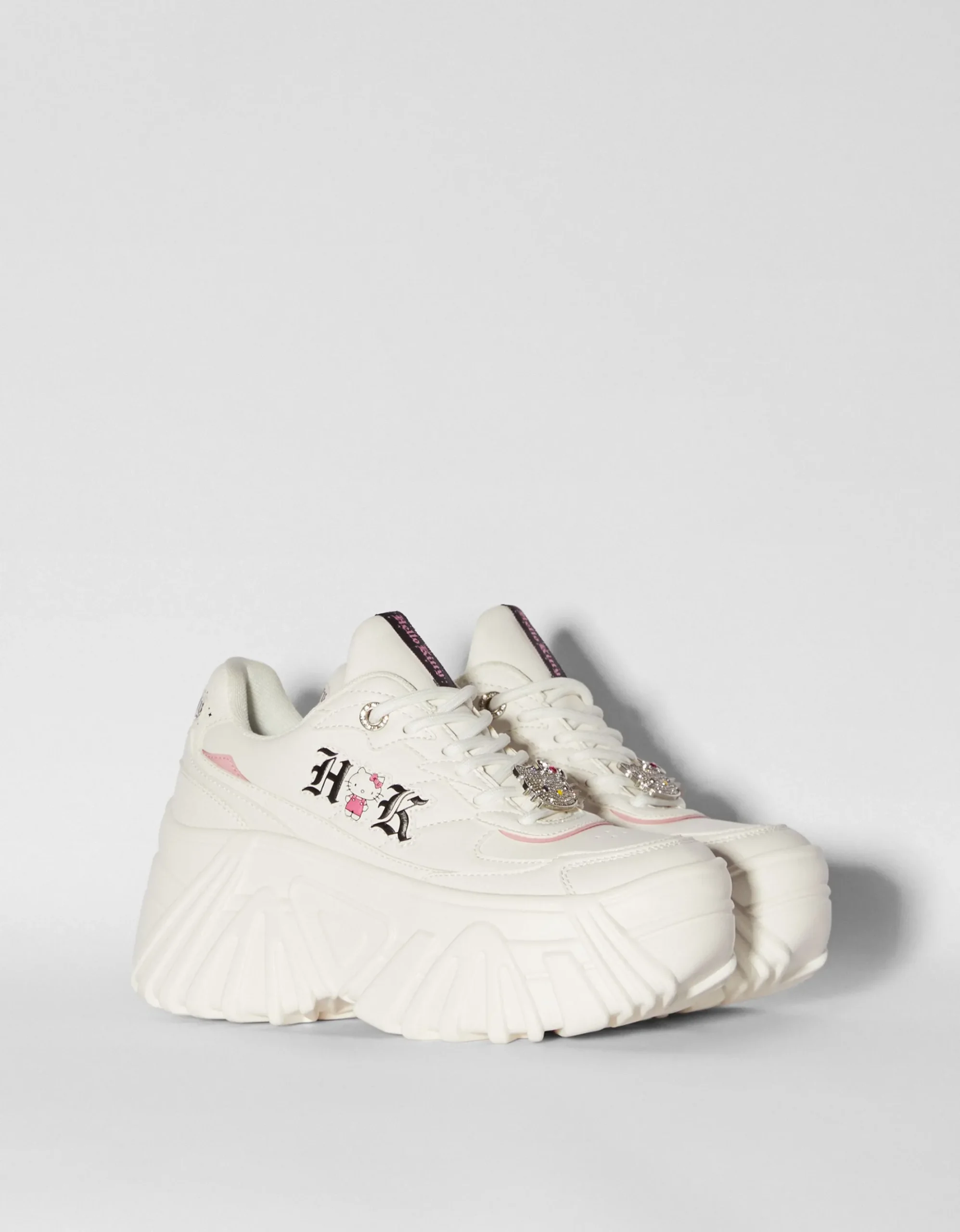 FEMME BERSHKA Cartoons*Baskets plateforme Hello Kitty bijou