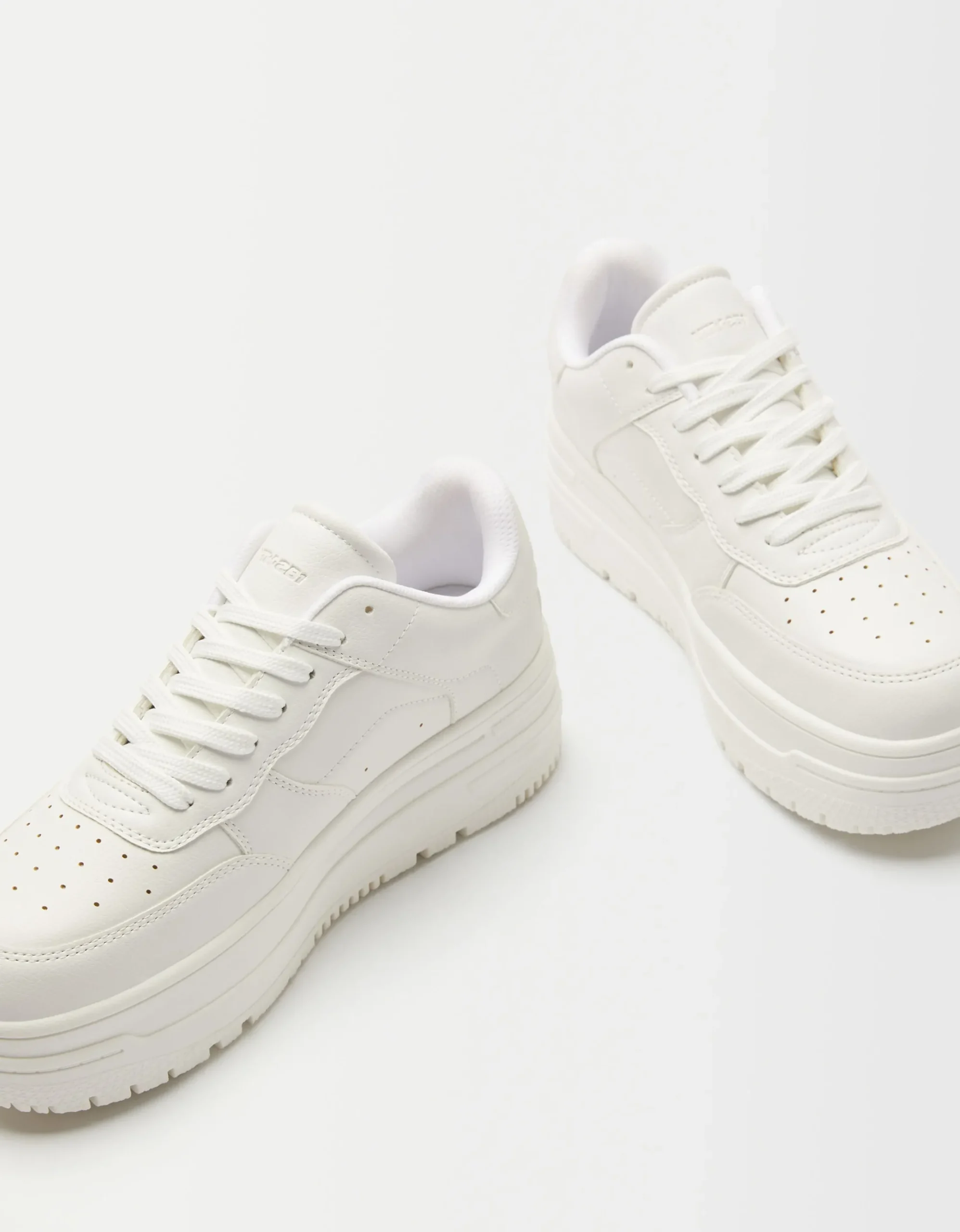 FEMME BERSHKA BSK Teen*Baskets plateforme unies