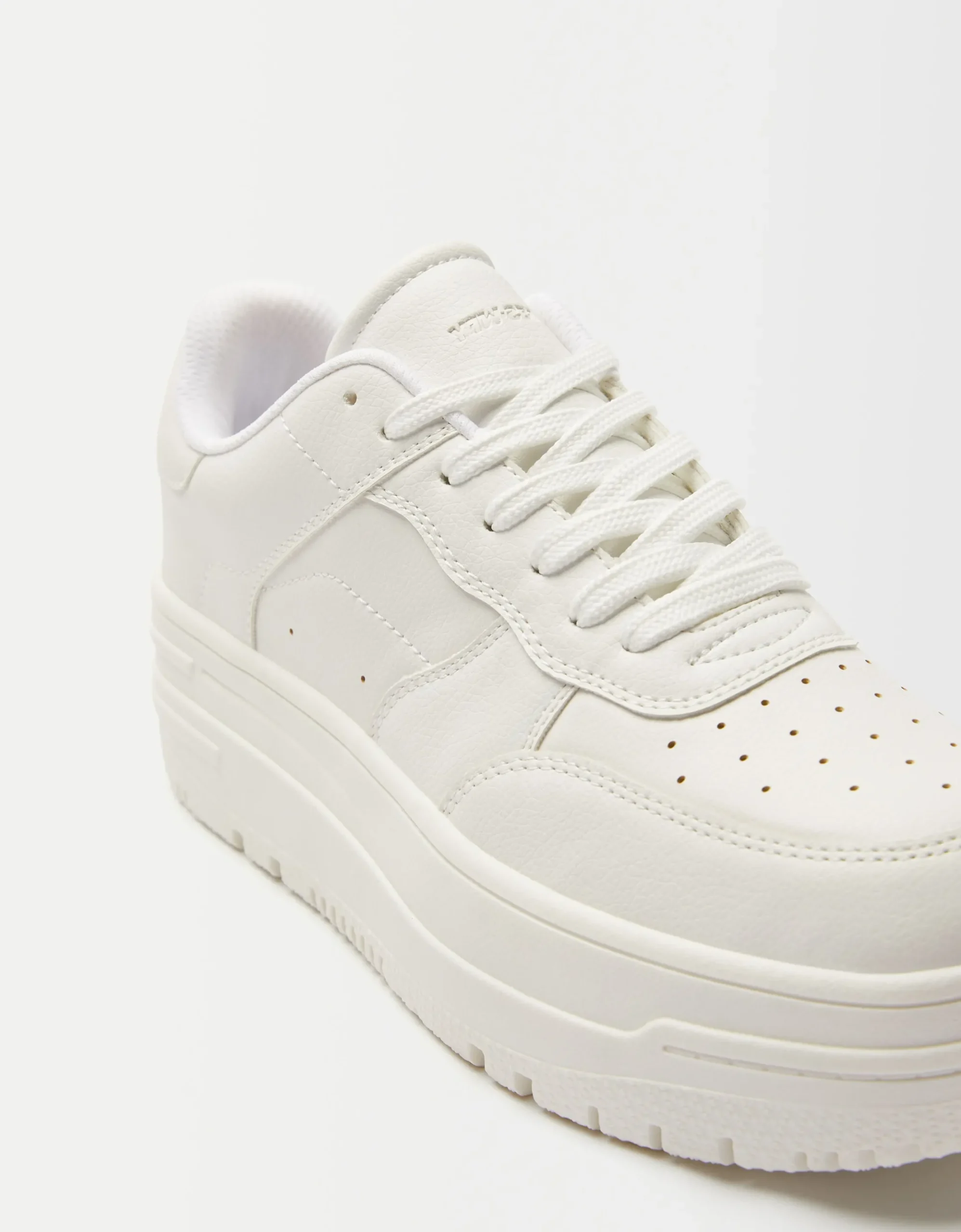 FEMME BERSHKA BSK Teen*Baskets plateforme unies