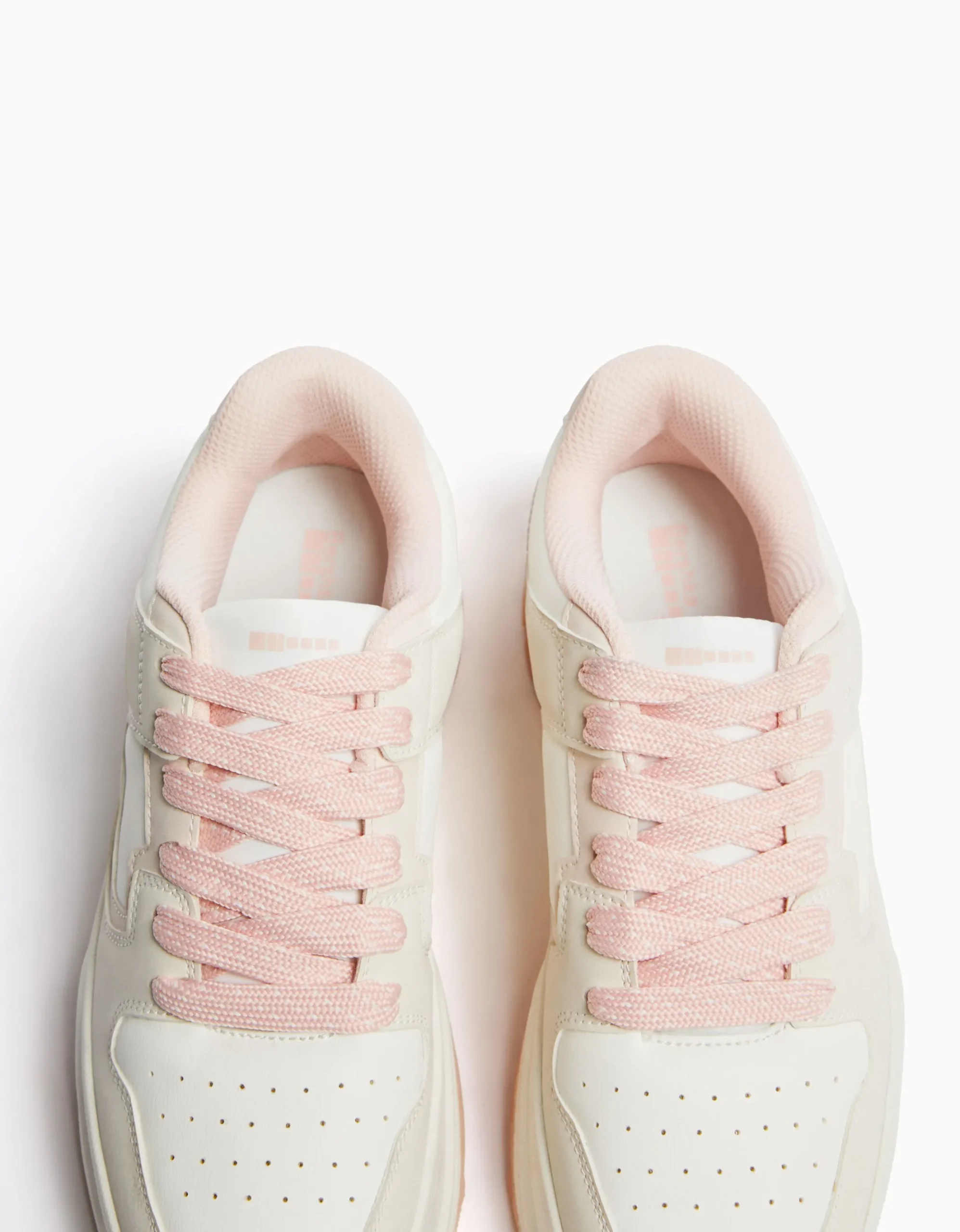 FEMME BERSHKA Survêtement*Baskets volume
