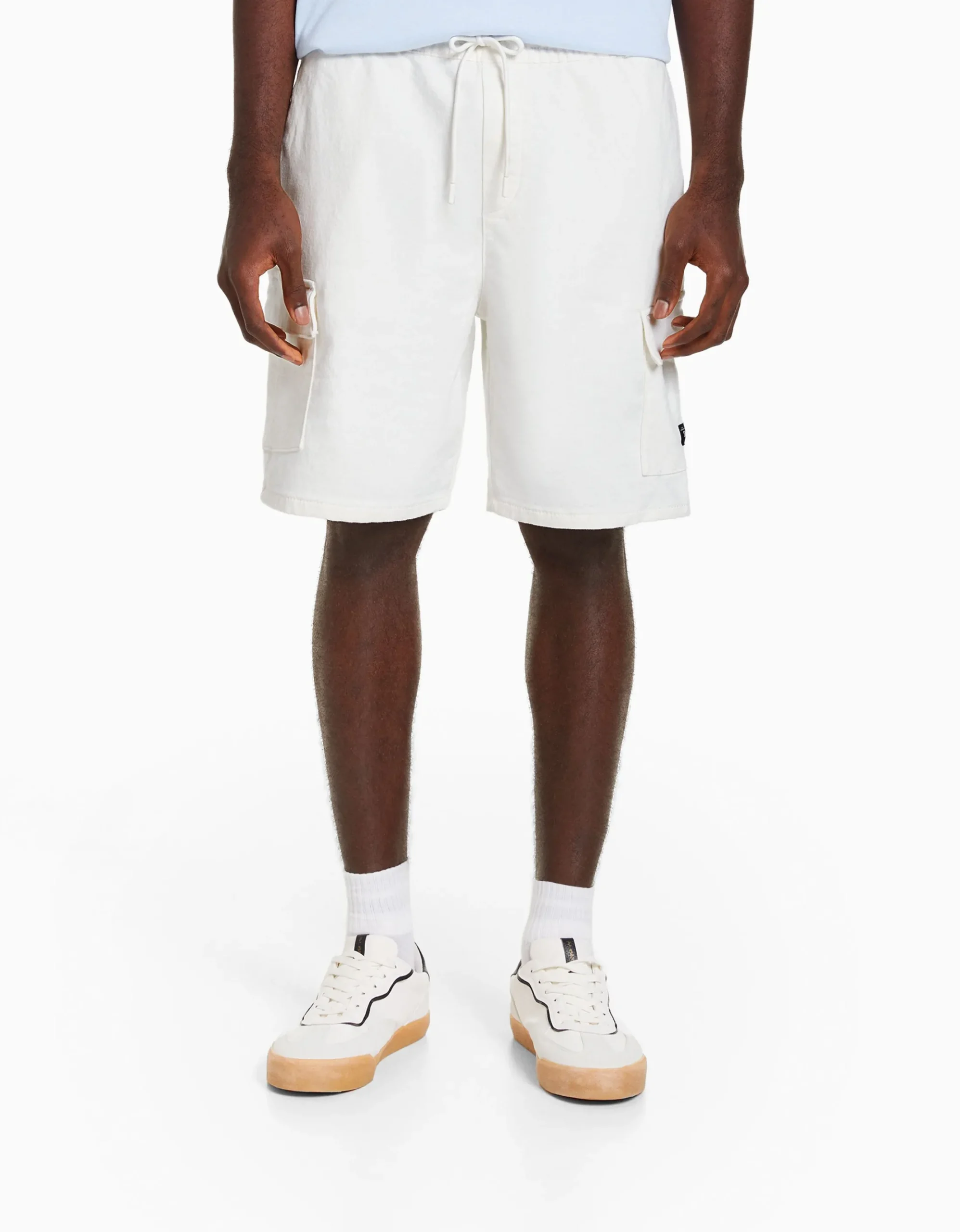 HOMME BERSHKA Bermudas*Bermuda jogger cargo