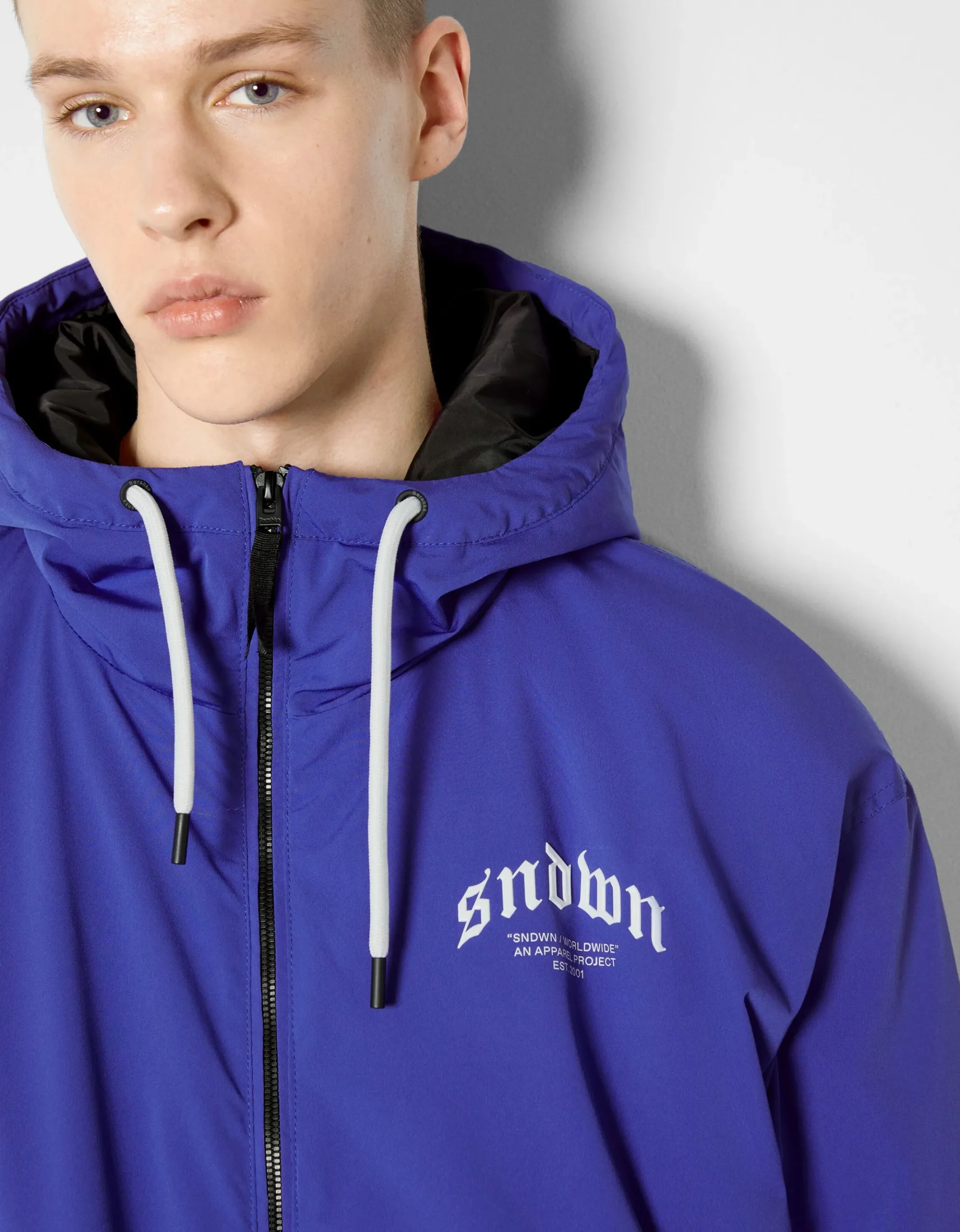 HOMME BERSHKA Blousons et manteaux*Blouson matelassé capuche imprimé