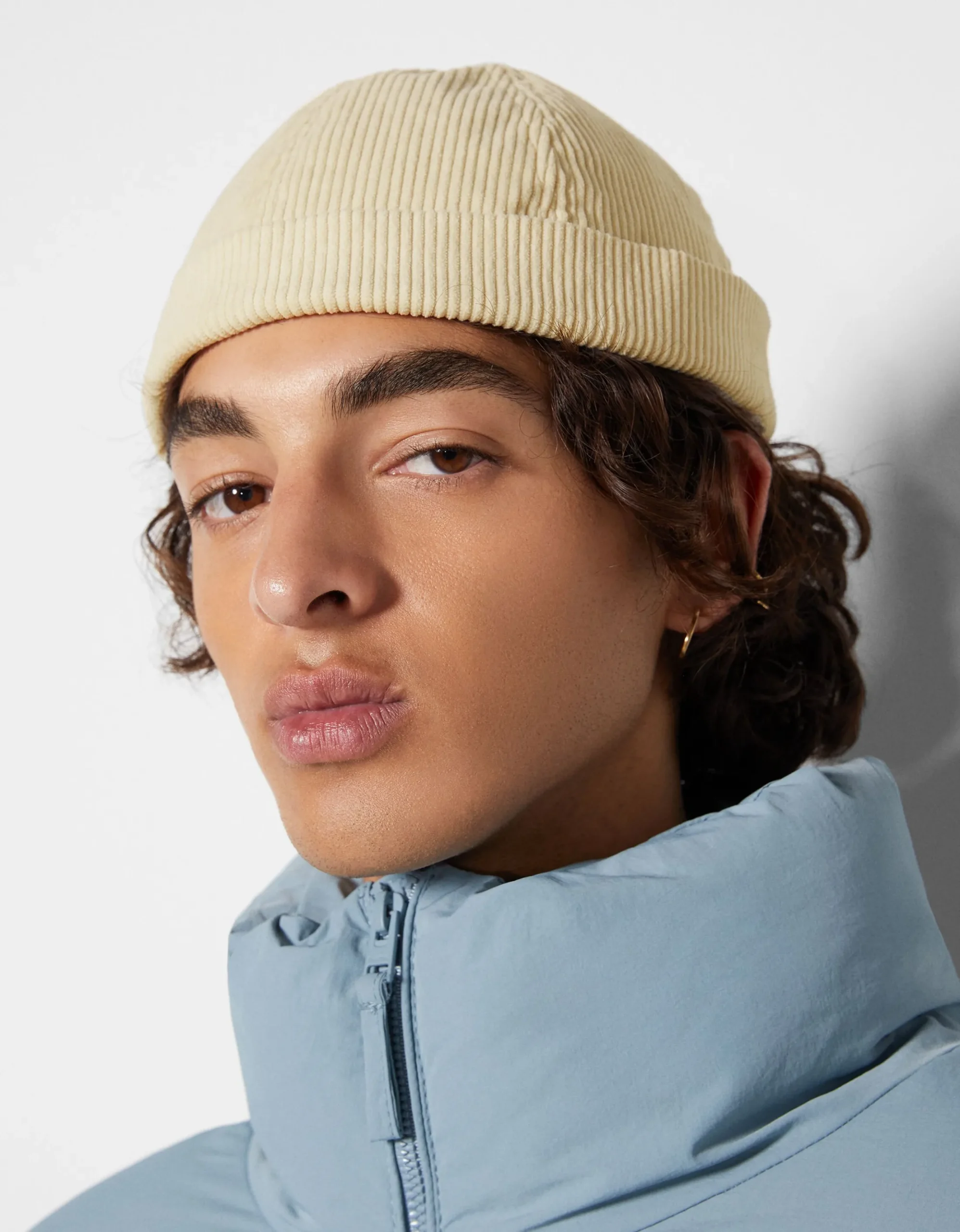 HOMME BERSHKA Tout voir*Bonnet court velours côtelé
