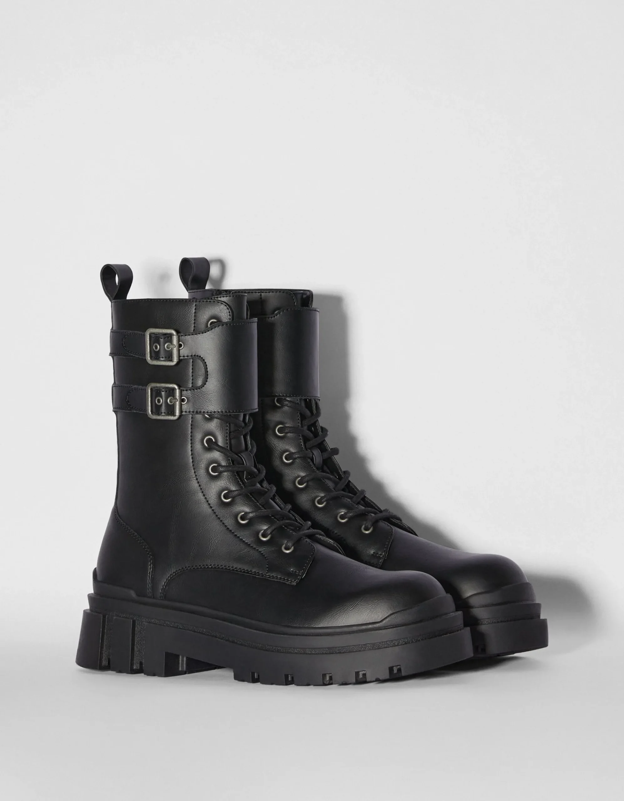 HOMME BERSHKA Bottines*Bottes à lacets avec boucles homme