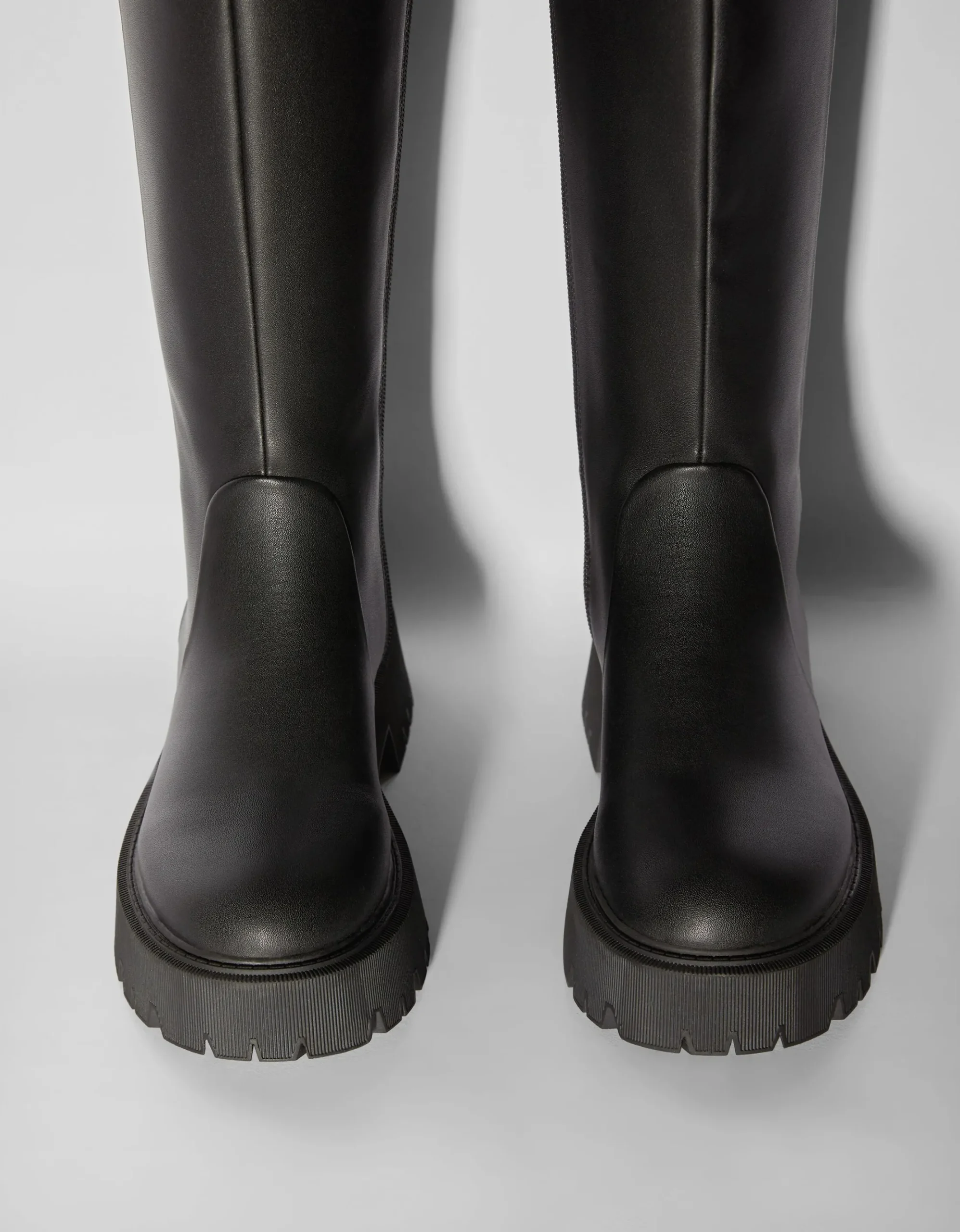 FEMME BERSHKA Bottes*Bottes plates basiques