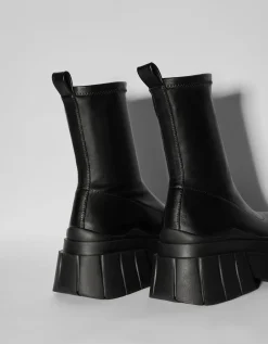 FEMME BERSHKA Similicuir*Bottines plateforme moulantes