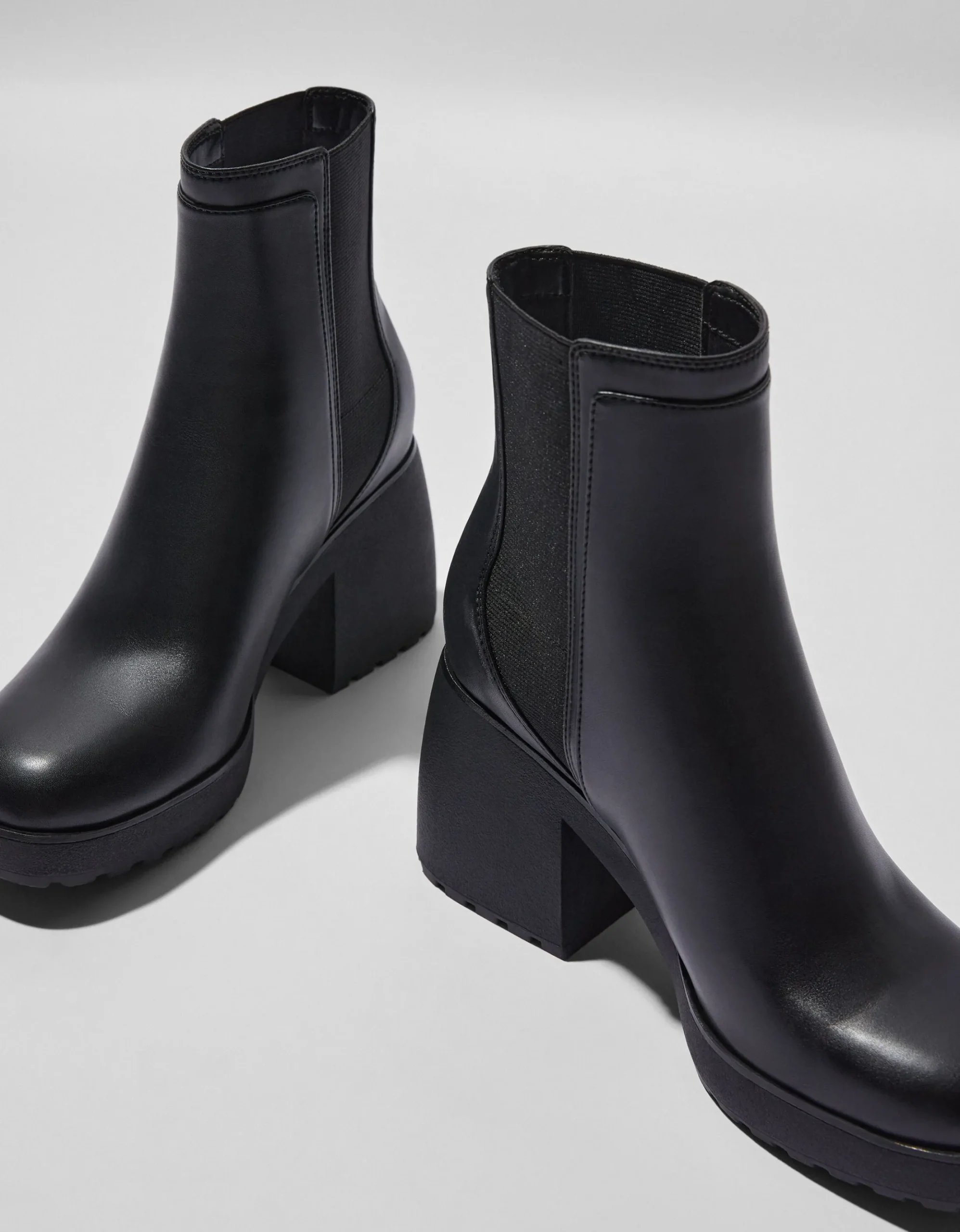 FEMME BERSHKA Chaussures*Bottines talon large élastiquées