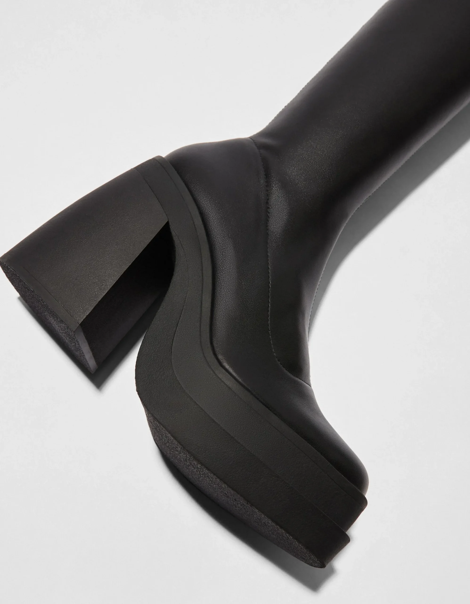 FEMME BERSHKA Bottes*Bottines talon plateforme moulantes