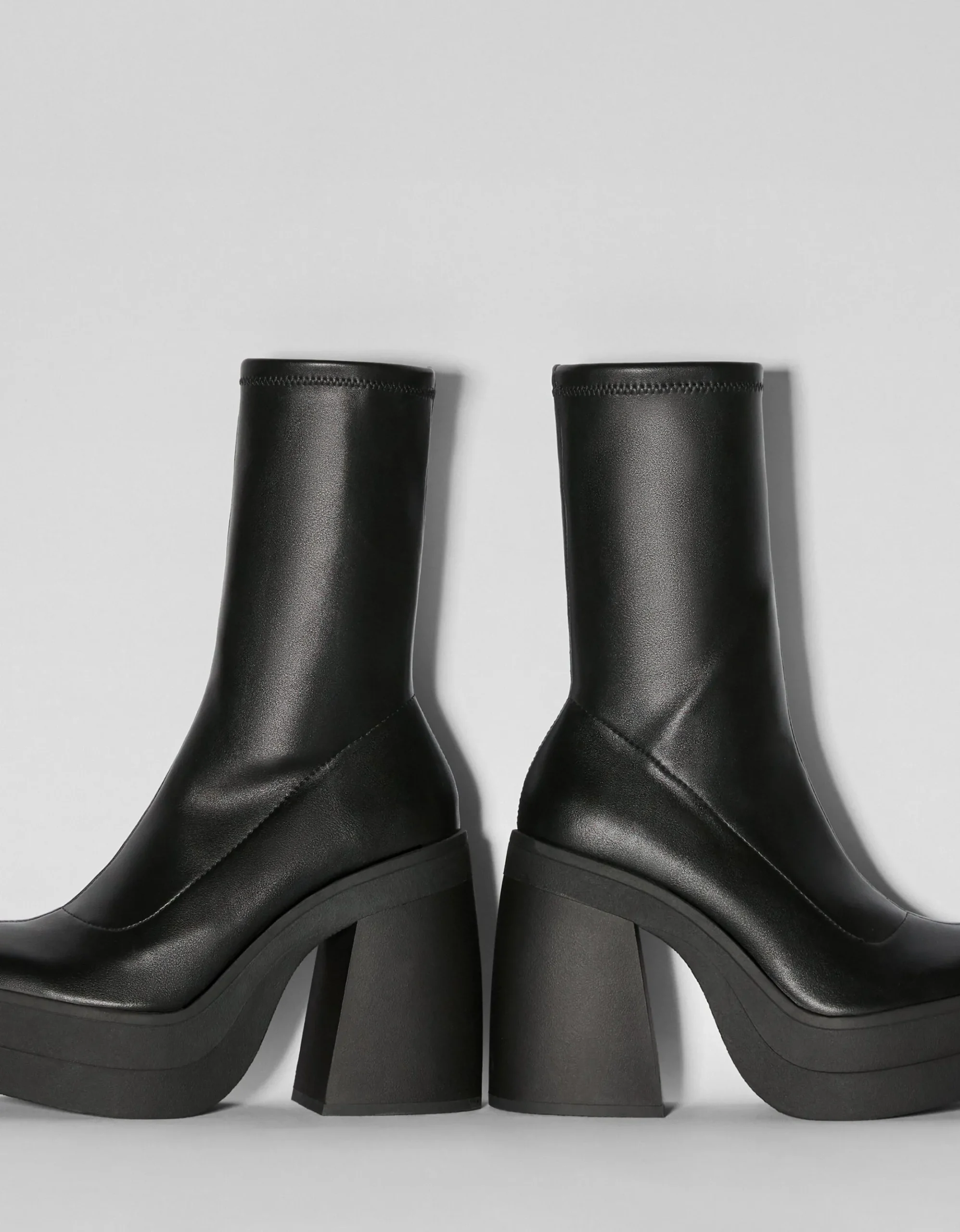 FEMME BERSHKA Similicuir*Bottines talon plateforme moulantes