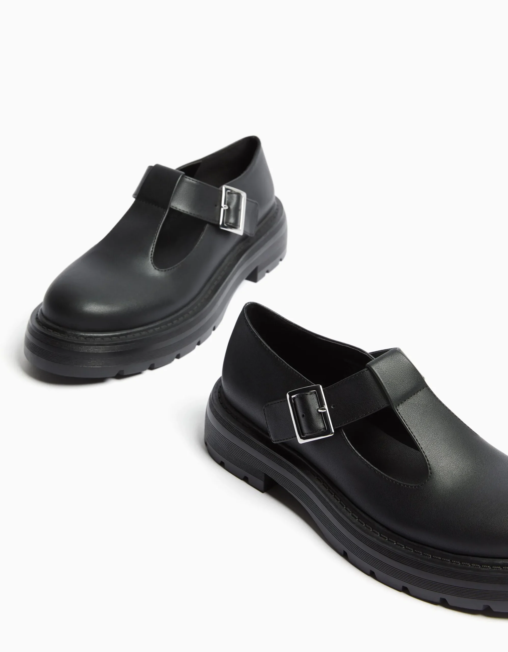 FEMME BERSHKA New*Chaussures plates type Mary Jane