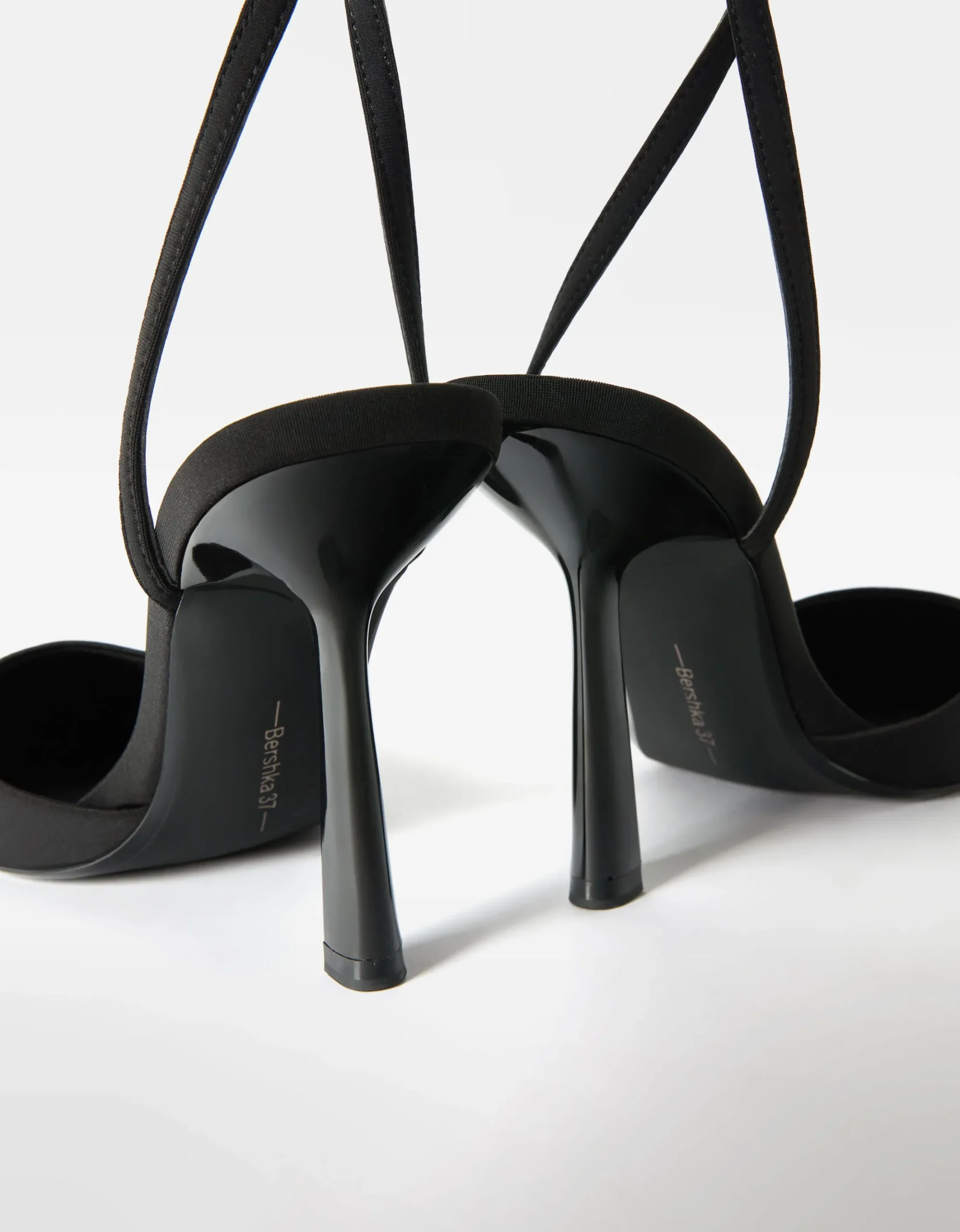 FEMME BERSHKA New*Escarpins ouverts à l’arrière boucle de cheville