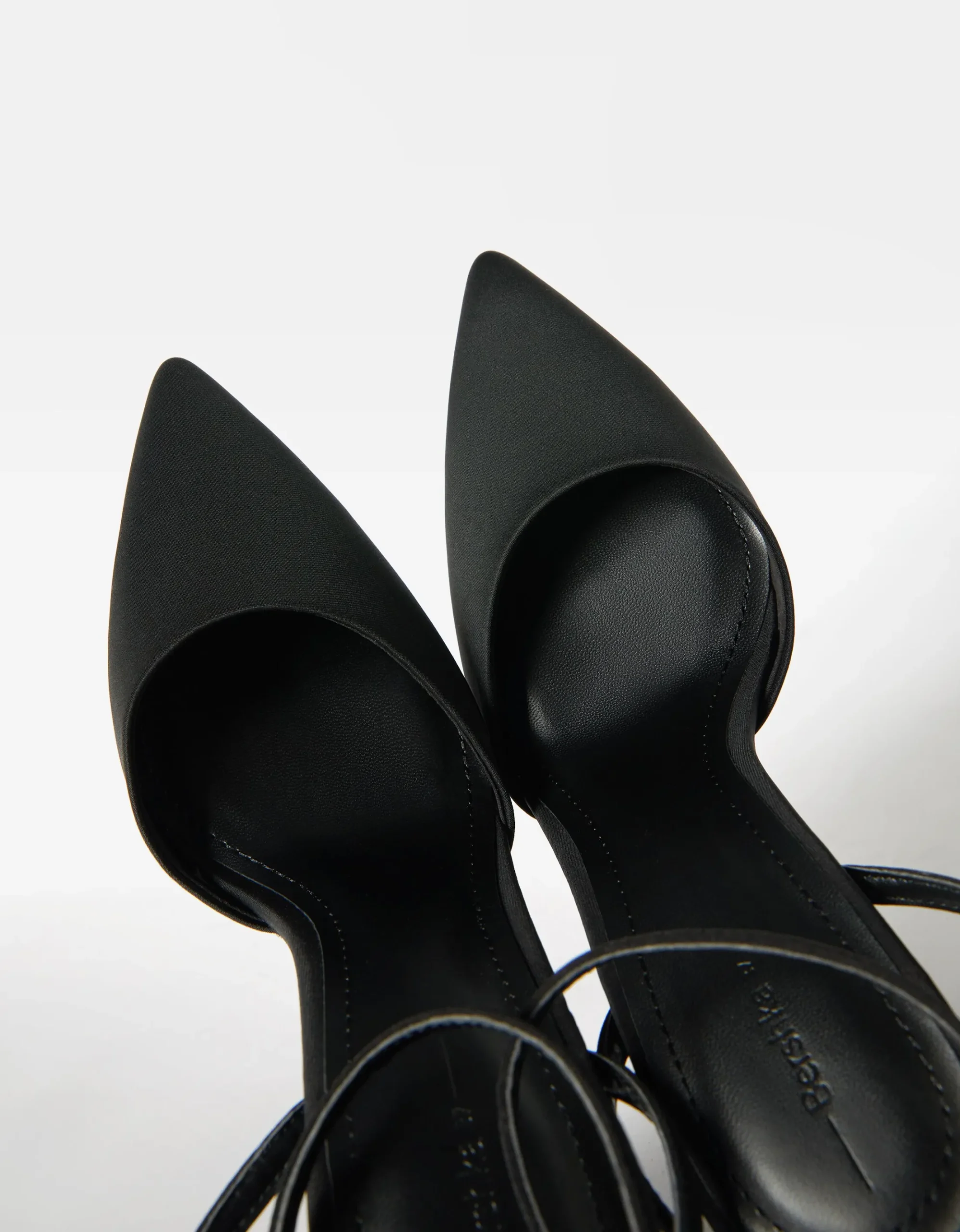 FEMME BERSHKA New*Escarpins ouverts à l’arrière boucle de cheville