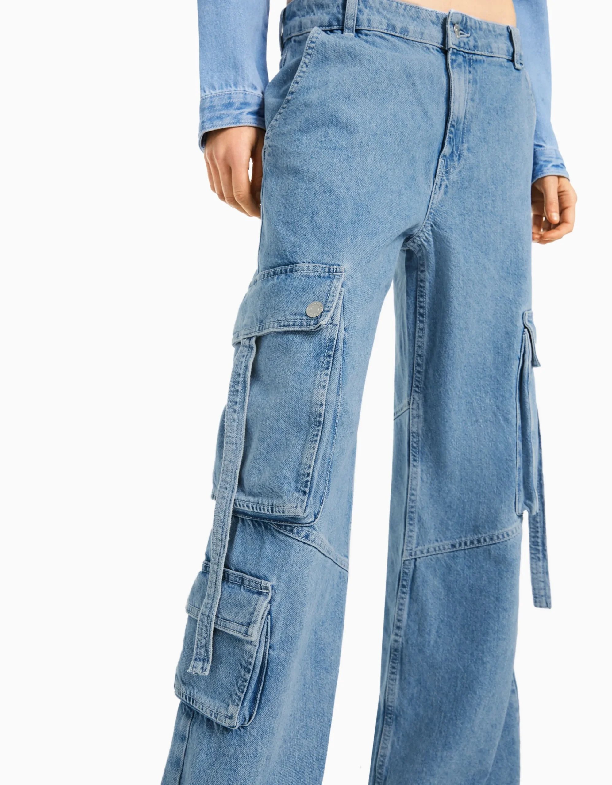 FEMME BERSHKA Vêtements*Jean cargo multipoches
