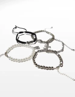 HOMME BERSHKA Tout voir*Lot 5 bracelets croix