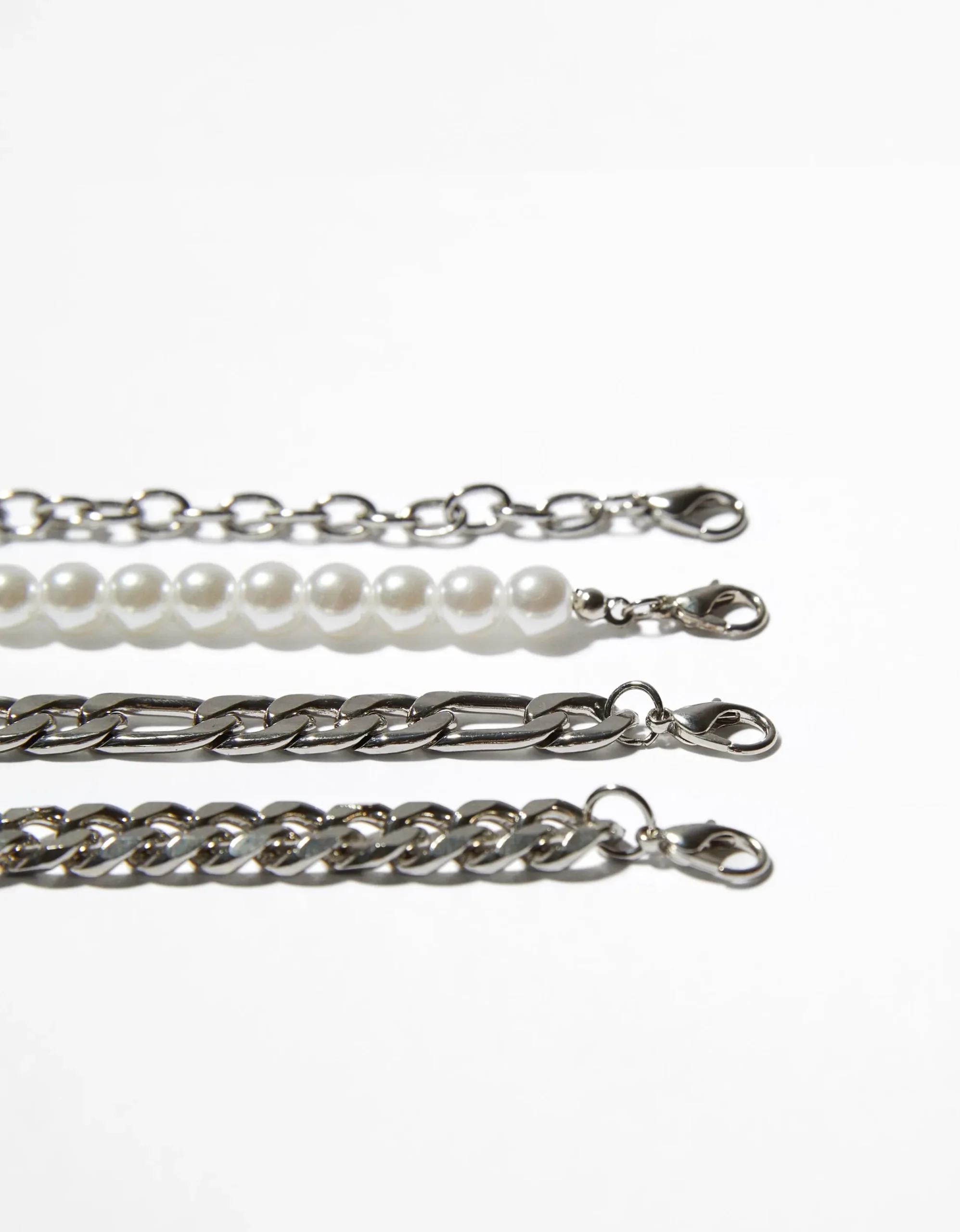 HOMME BERSHKA Tout voir*Lot 5 bracelets croix