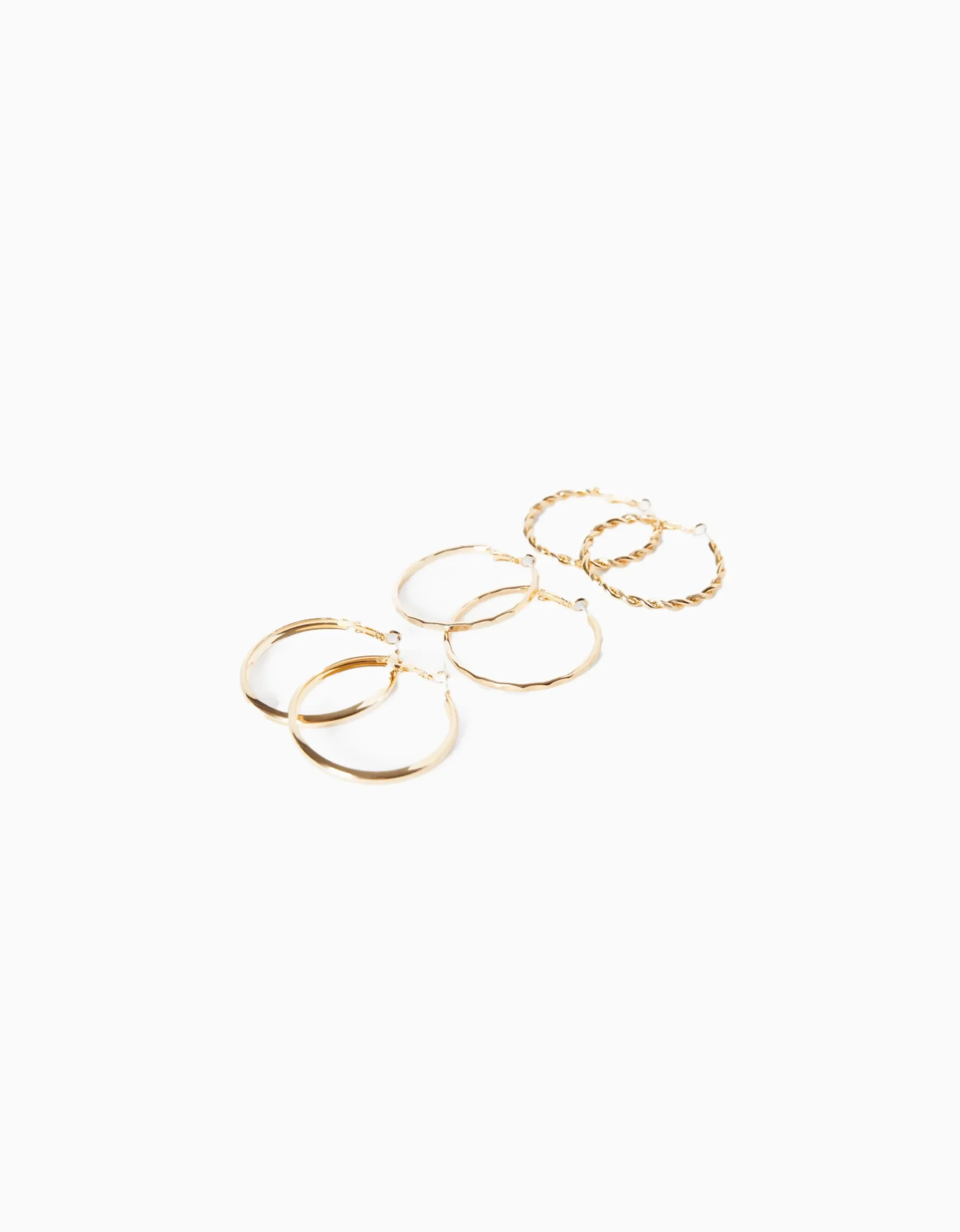 FEMME BERSHKA Tout voir*Lot 3 paires de boucles d’eilles créoles fines texturées