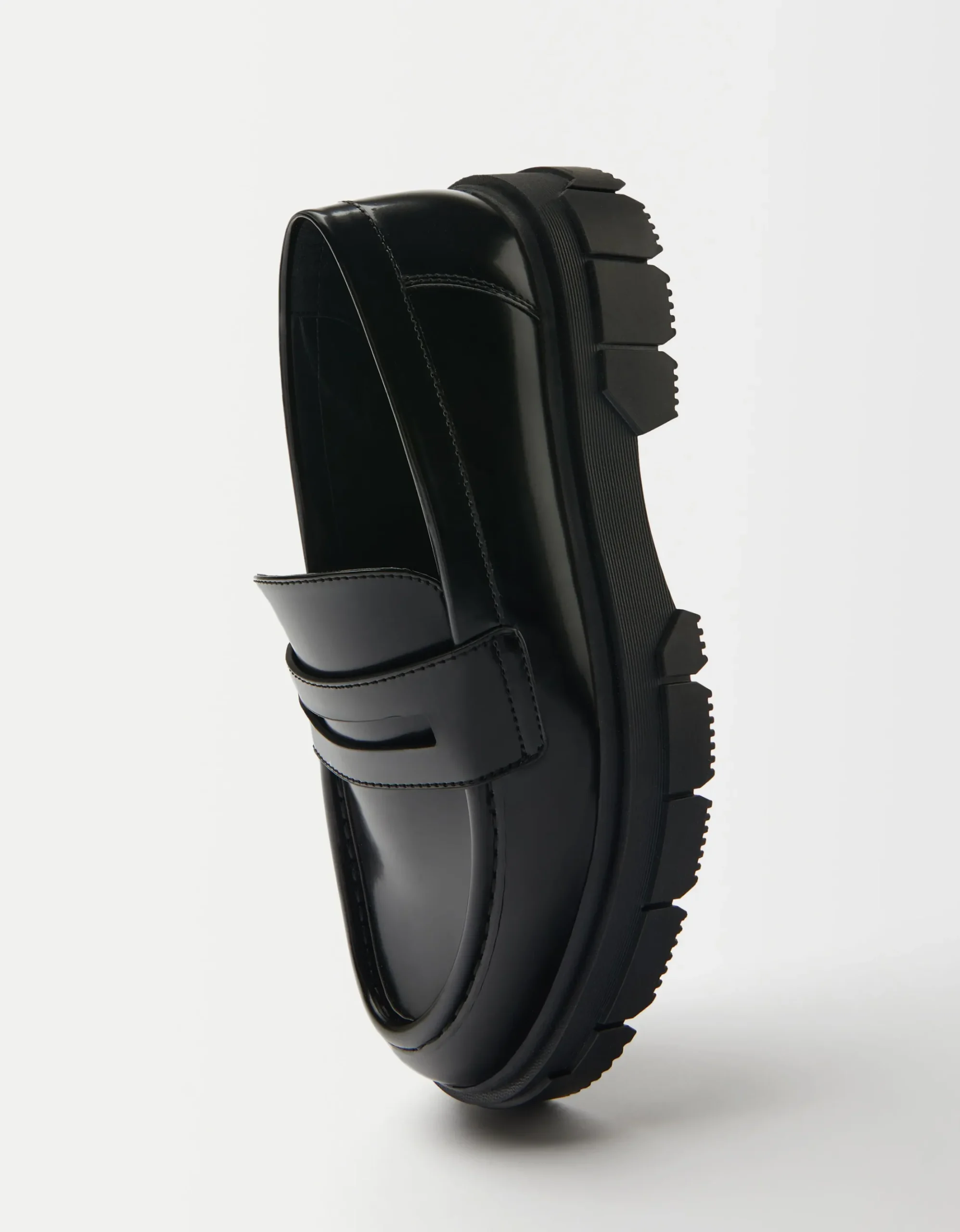 FEMME BERSHKA Chaussures*Mocassins semelle crantée homme