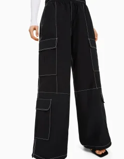 FEMME BERSHKA Vêtements*Pantalon cargo effet nylon fil contraste