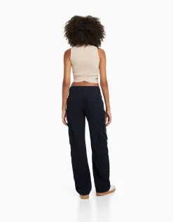FEMME BERSHKA Pantalons*Pantalon cargo moulant serge multipoches