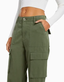 FEMME BERSHKA Pantalons*Pantalon cargo straight