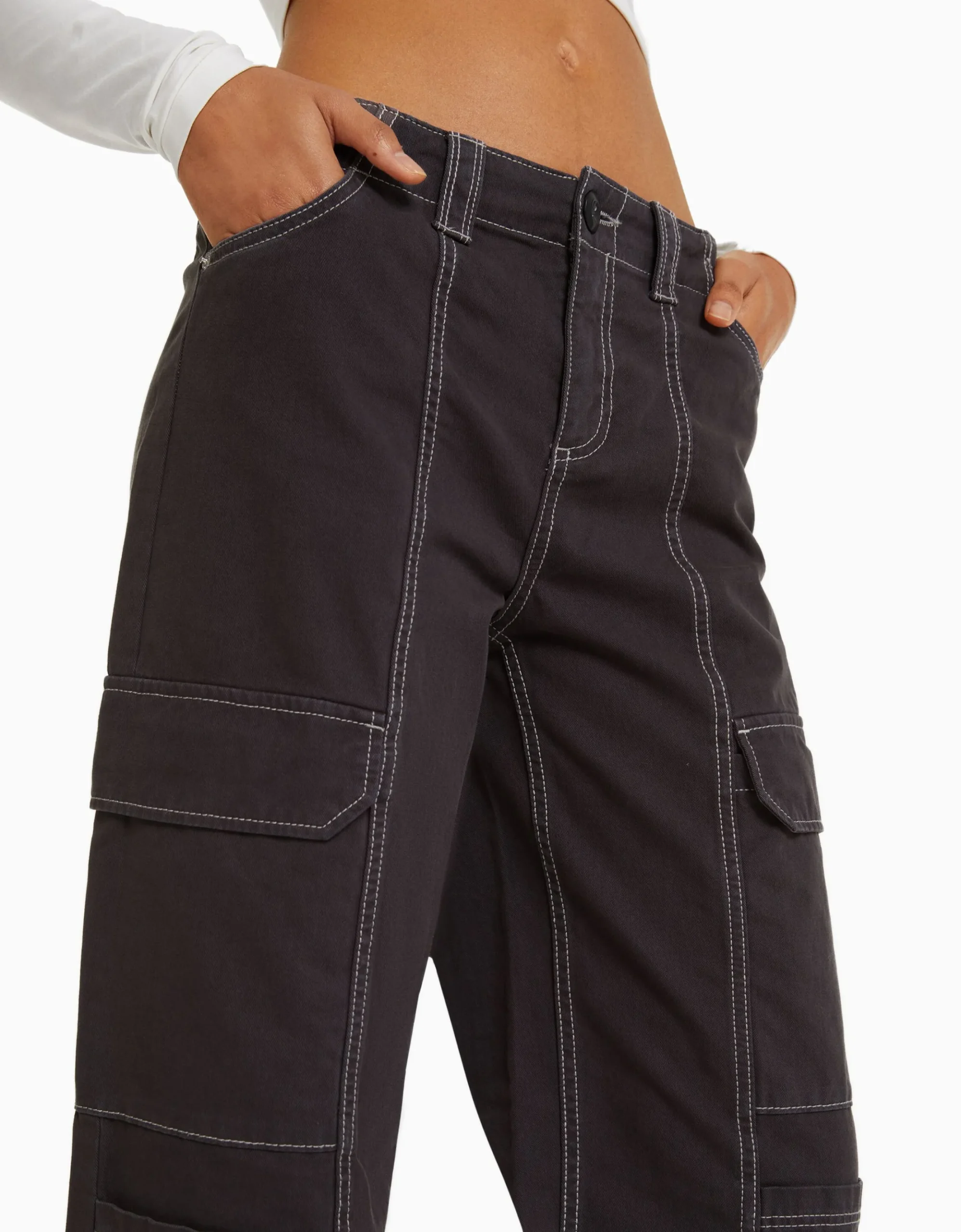 FEMME BERSHKA Vêtements*Pantalon cargo taille basse coton fil contraste