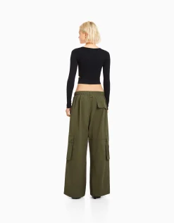 FEMME BERSHKA Vêtements*Pantalon cargo wide leg multipoches