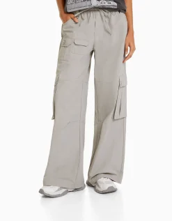 FEMME BERSHKA Vêtements*Pantalon cargo wide leg multipoches