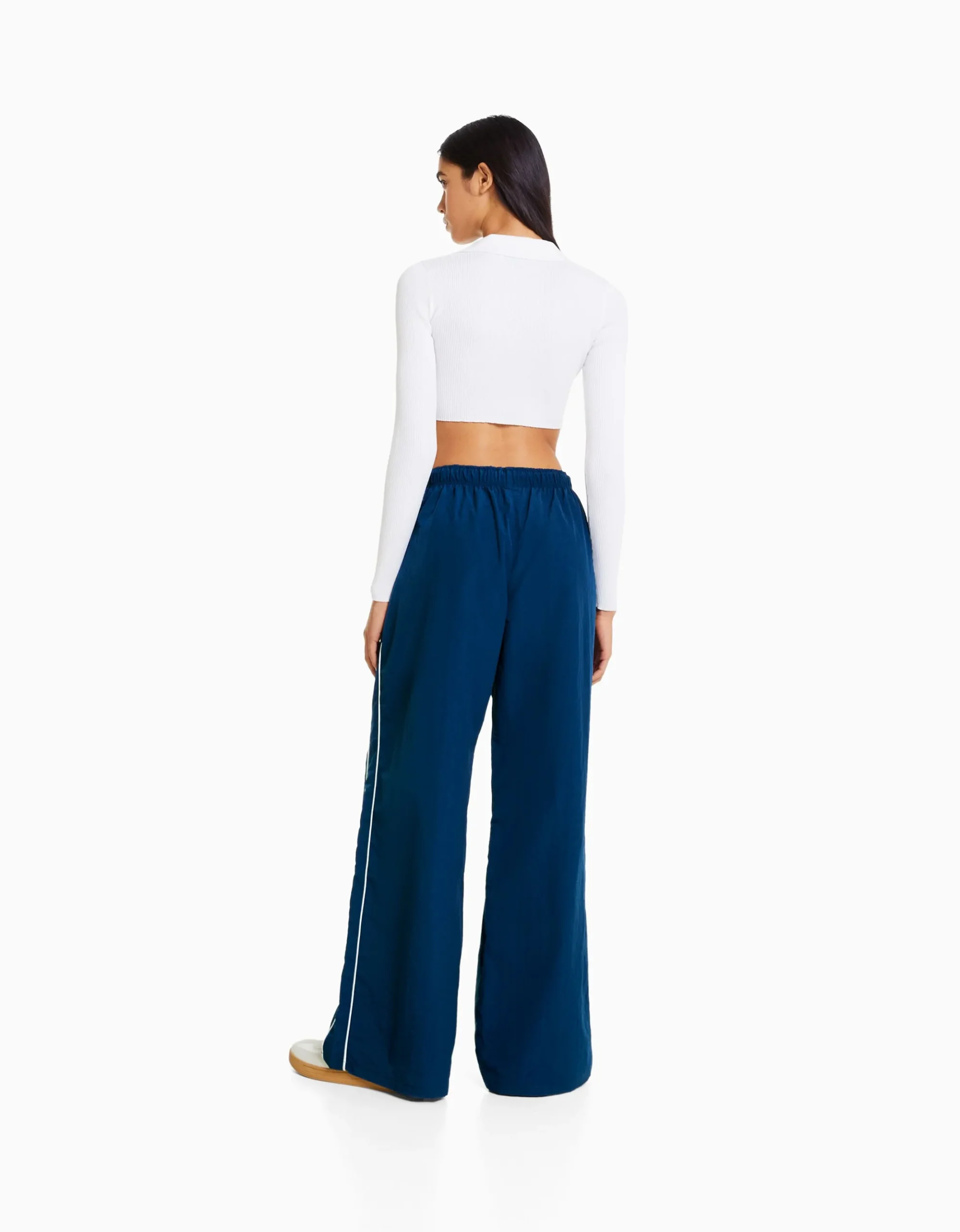FEMME BERSHKA Vêtements*Pantalon effet nylon passepoil sur le côté