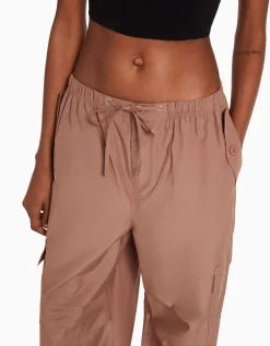 FEMME BERSHKA Pantalons*Pantalon jogger cargo parachute