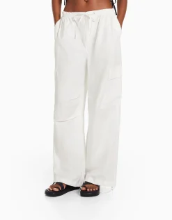FEMME BERSHKA Pantalons*Pantalon jogger cargo parachute