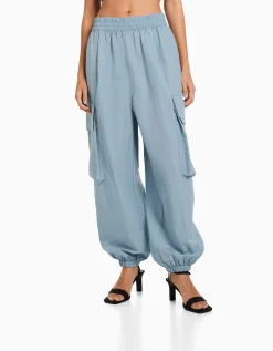 FEMME BERSHKA Pantalons*Pantalon jogger cargo poches effet nylon