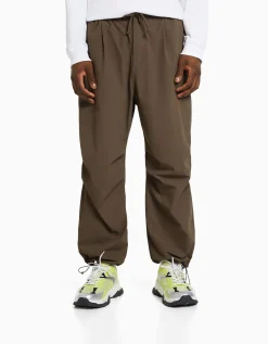 HOMME BERSHKA Pantalons*Pantalon jogger parachute technique