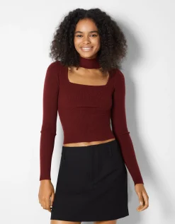 FEMME BERSHKA Pulls*Pull col style collier ras du cou