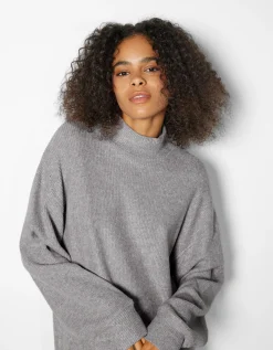 FEMME BERSHKA Robes*Robe courte manches longues