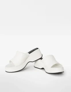 FEMME BERSHKA Sandales*Sandales plateforme
