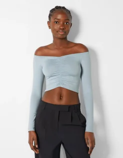 FEMME BERSHKA Tee-shirts*Top cropped manches longues col style Bardot fronces