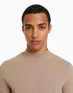 HOMME BERSHKA Tee-shirts*T-shirt à manches courtes et col montant
