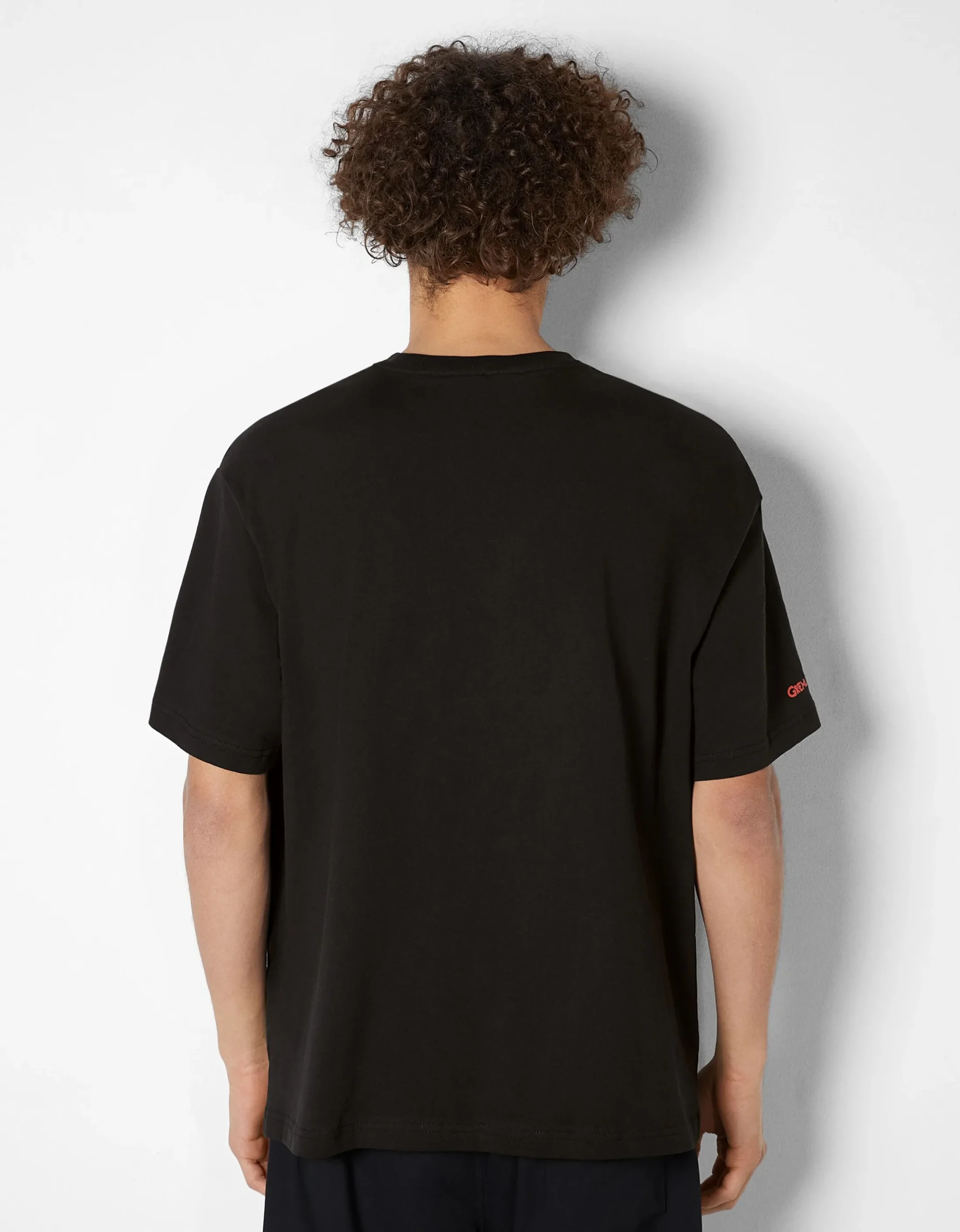 HOMME BERSHKA Chaussures*T-shirt manches courtes boxy imprimé Gremlins