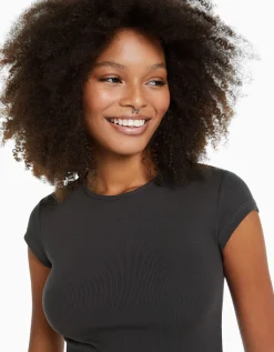 FEMME BERSHKA Personnalisables*T-shirt manches courtes bord côte